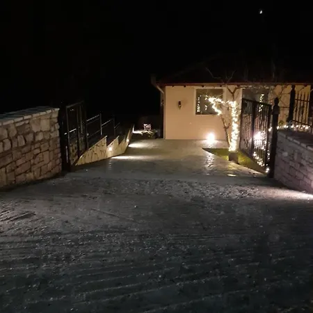 ονειροπαγιδα Nyaraló Karpeníszi